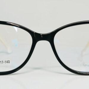 Magda Eyewear - BR8931 - Preto 1